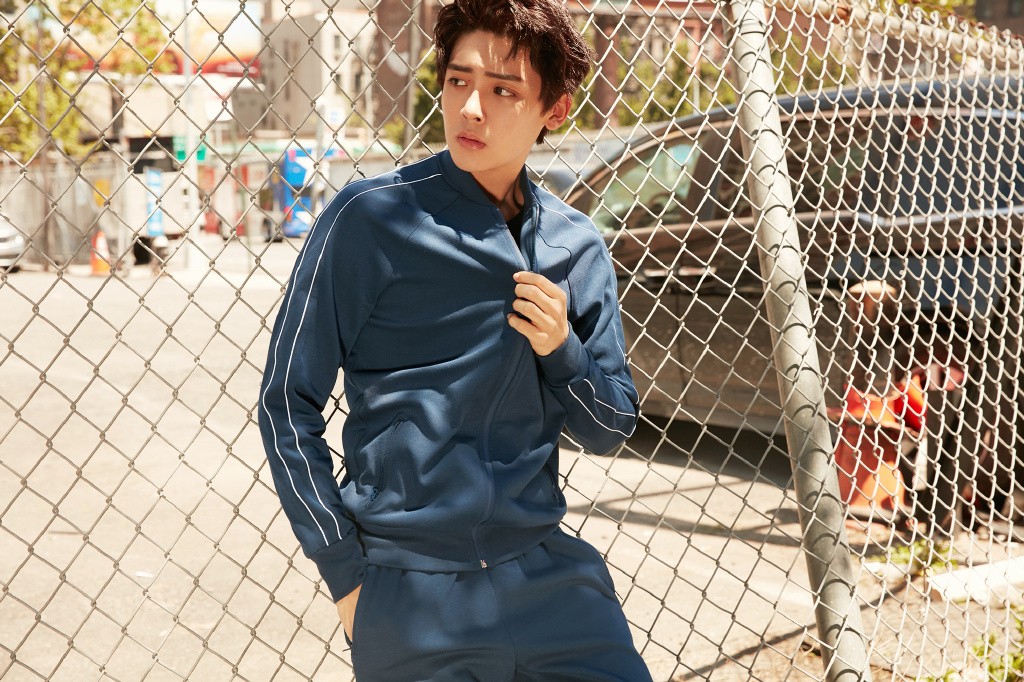 侯明昊MV帅气高清海报图片