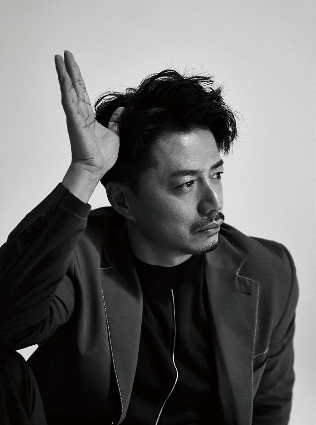 影帝段奕宏暗黑系杂志封面图片