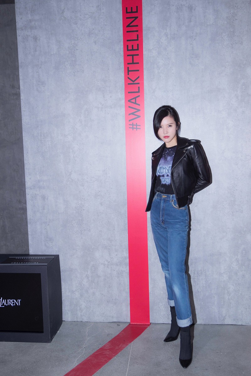 杨子姗图片 杨子姗机车风帅气图片