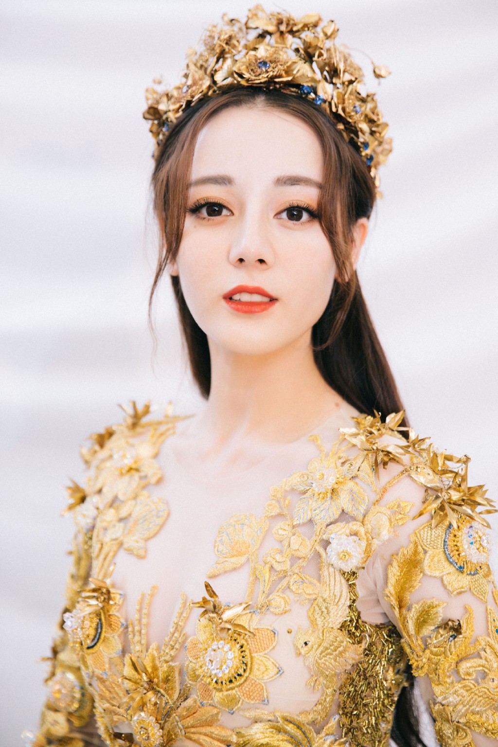 迪丽热巴图片 金鹰女神​迪丽热巴获奖图片