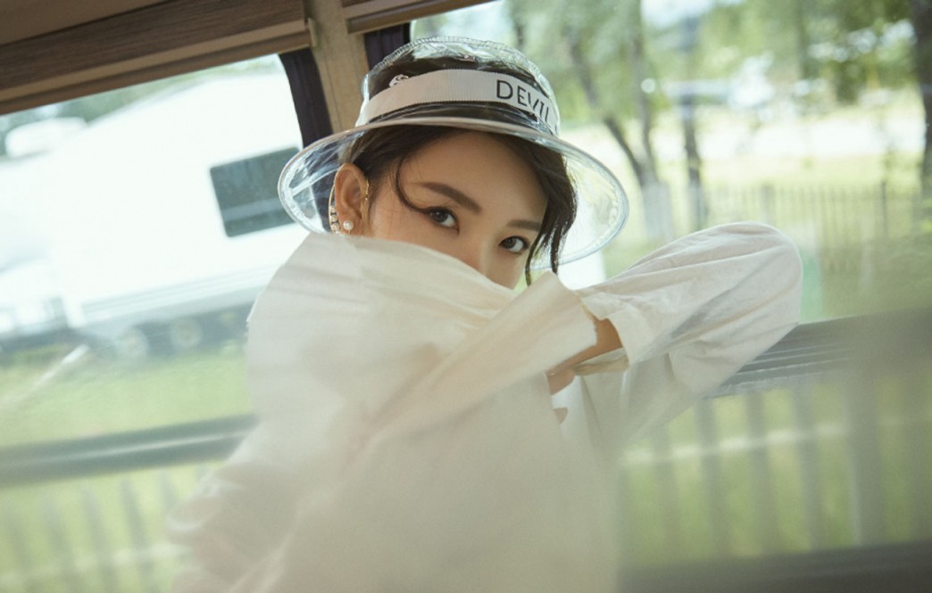 陈瑶图片 陈瑶时尚复古