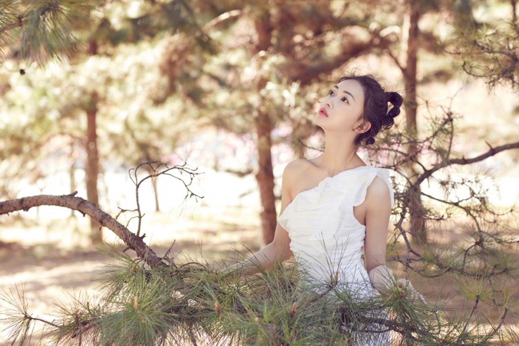 吴谨言图片 吴谨言清新唯美户外