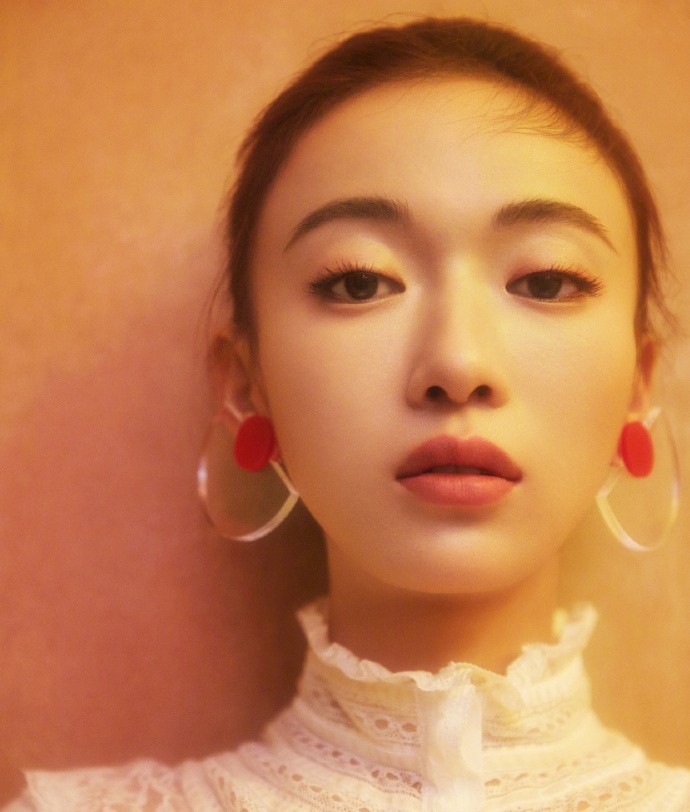 吴谨言图片 吴谨言 《Super ELLE》时尚图片