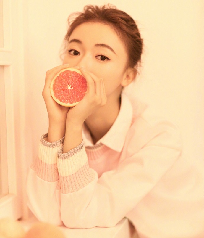 吴谨言图片 吴谨言 《Super ELLE》时尚图片