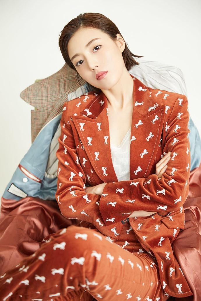 何美璇图片 何美璇摩登图片