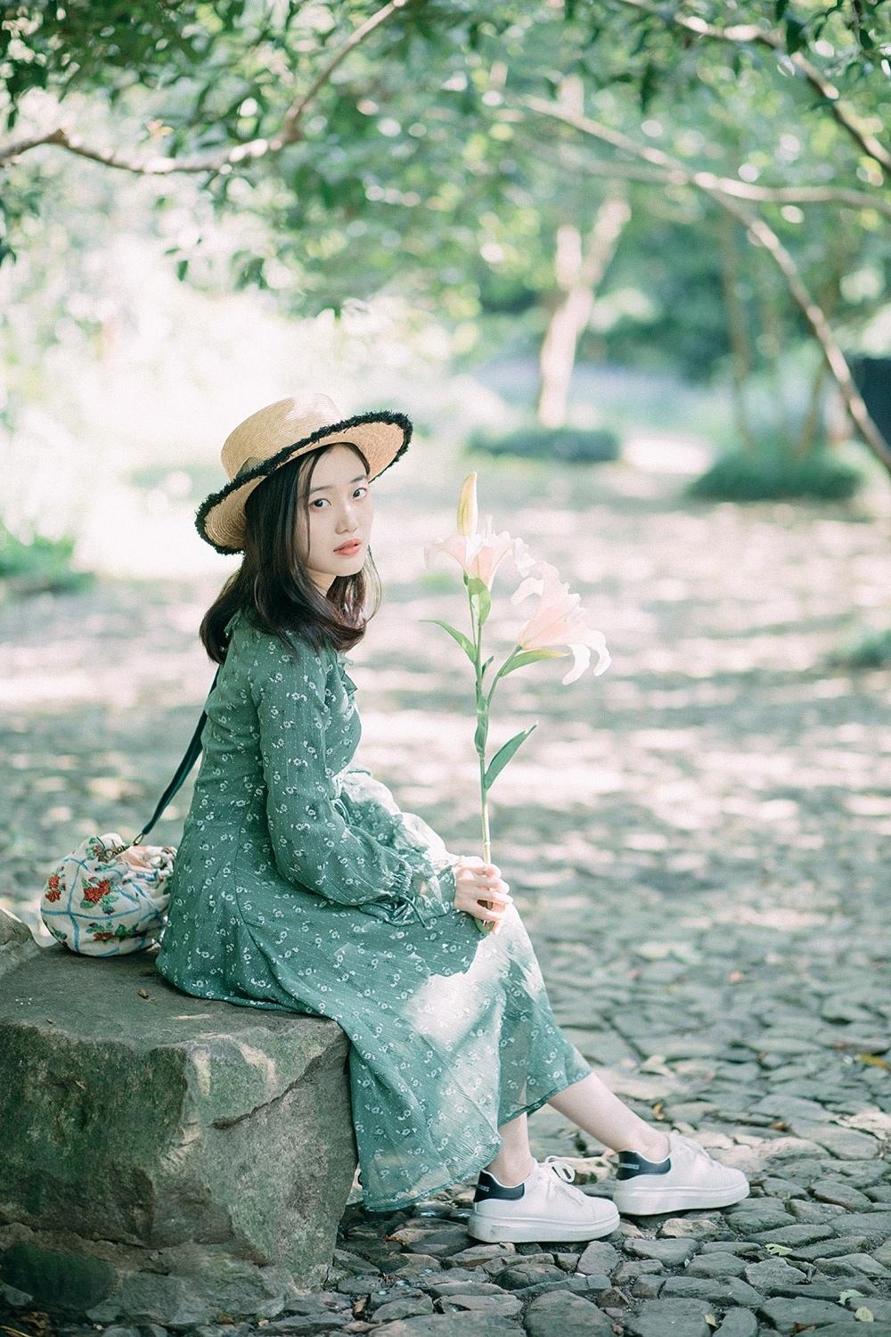 复古森系百合花美美女小清新艺术照
