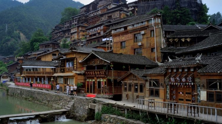 贵州西江千户苗寨壮丽风景图片