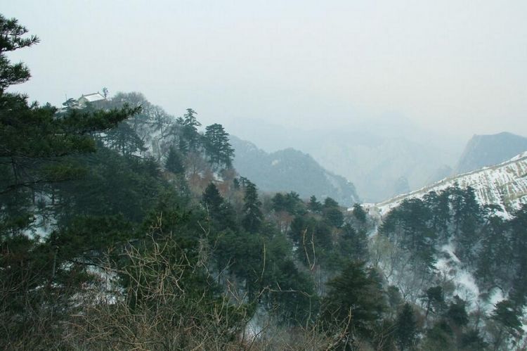 华山南峰壮美自然风景图片