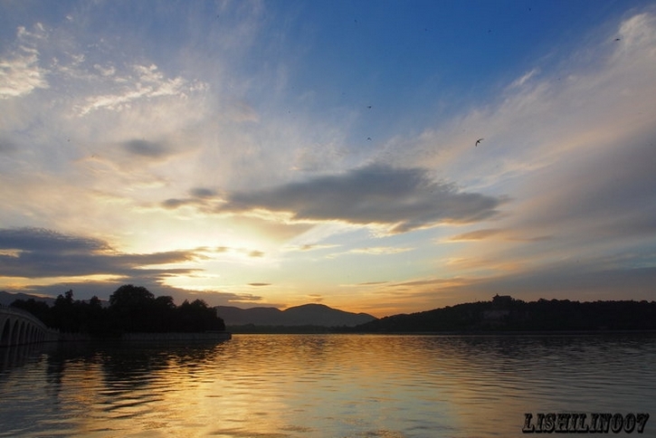 景色秀丽的颐和园风景图片