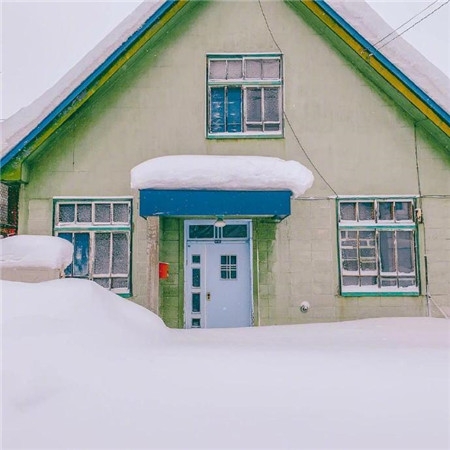 好看的大雪美景浪漫手机壁纸图片