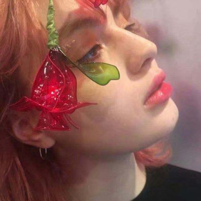 欧美闺蜜头像一人一个唯美高清 欧美风格闺蜜头像图片