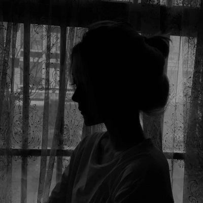 很丧的头像女 冷酷 黑暗丧风格女头像哭泣