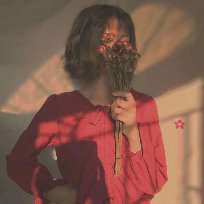 很丧的头像女 冷酷 黑暗丧风格女头像哭泣