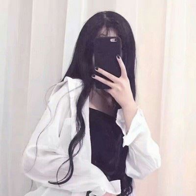比心头像女生真人图片个性女生比心手势头像 比心的头像女生