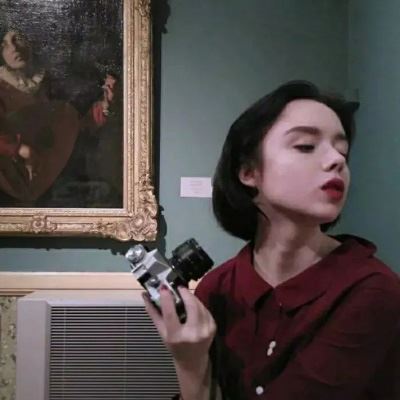 美女微信短发头像图片高清图片 短发美女图头像