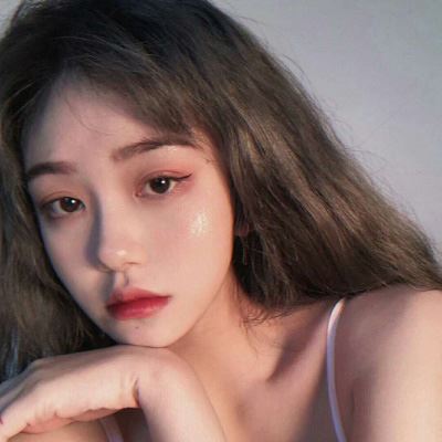 哭的图片女生伤心真人头像 图片头像哭泣女生