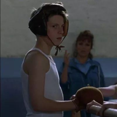 甜蜜情侣头像 非常甜蜜的情侣头像动漫