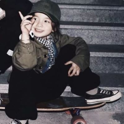 甜蜜情侣头像 非常甜蜜的情侣头像动漫