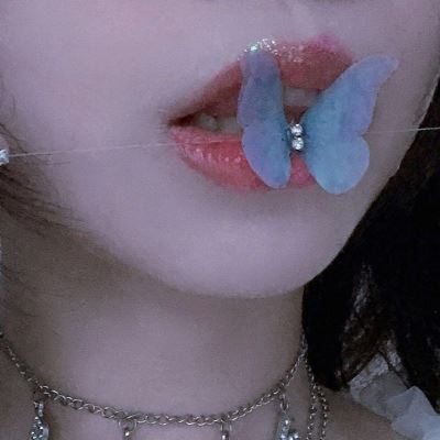 局部头像女 高清 局部头像女白色