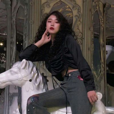 情侣头像一男一女 一左一右 复古 复古风情侣头像一左一右