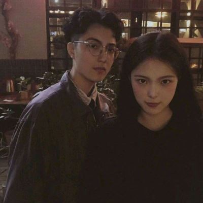 情侣头像一男一女 一左一右 复古 复古风情侣头像一左一右