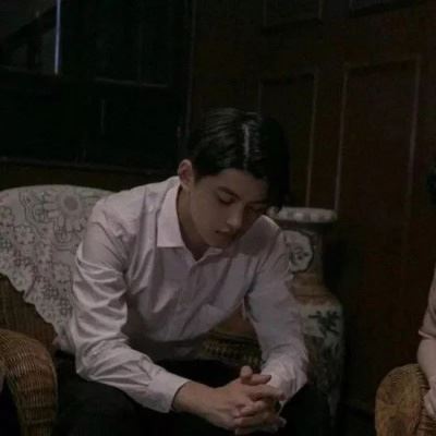 情侣头像一男一女 一左一右 复古 复古风情侣头像一左一右