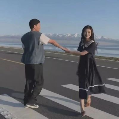 真人情侣头像两张一组 一左一右 情侣头像一男一女两张分开 真人