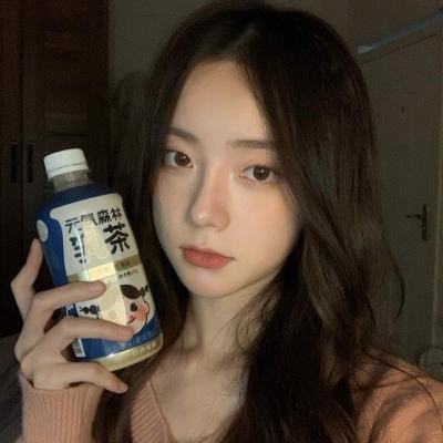 寂寞孤独伤心的女生头像图片 孤独落寞女生头像