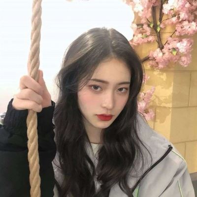 网恋女生照片好看而不假15岁 网恋女生照片好看而不假17岁