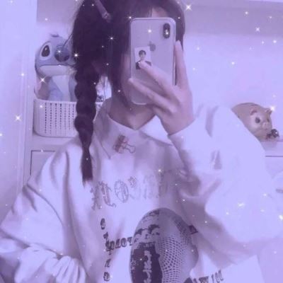 手机遮脸头像女 手机遮脸头像女生高冷霸气