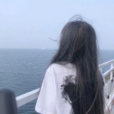 高清蓝色系女生头像 超级好看的蓝色系女生头像