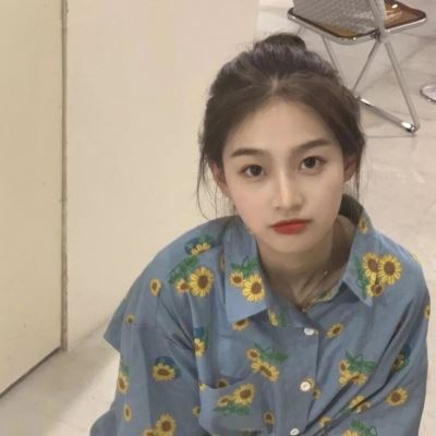 网恋女生照片好看而不假15岁 网恋女生照片好看而不假17岁