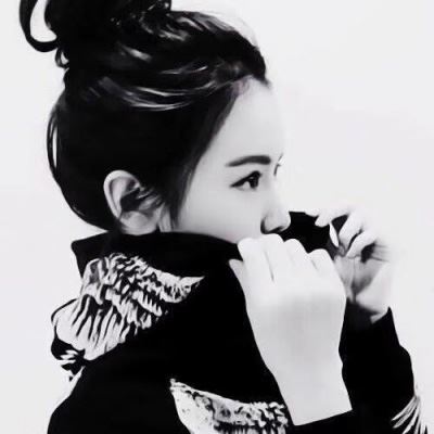 黑白高清情侣头像一男一女 情侣头像高冷霸气黑白一对两张