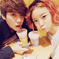 情侣头像两人在一起的头像 情侣头像两人在一起的头像卡通