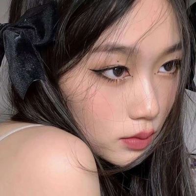 个性女孩照片真人头像 超级个性的真人头像女生