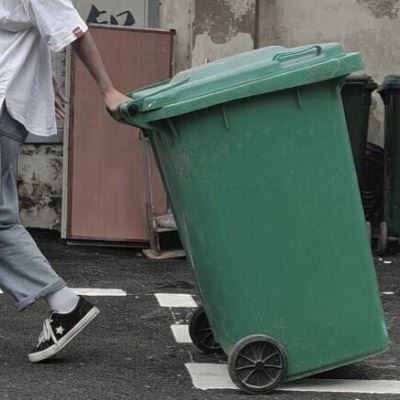 对象是个垃圾桶的情头 情侣头像对象不是人系列