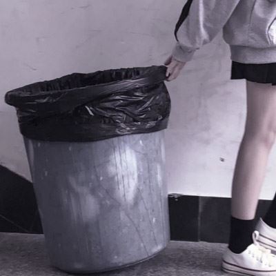 对象是个垃圾桶的情头 情侣头像对象不是人系列