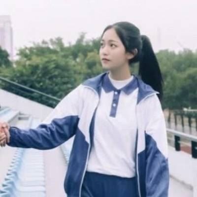 情侣头像学生校服版的一对 校服情侣头像一男一女 校园风