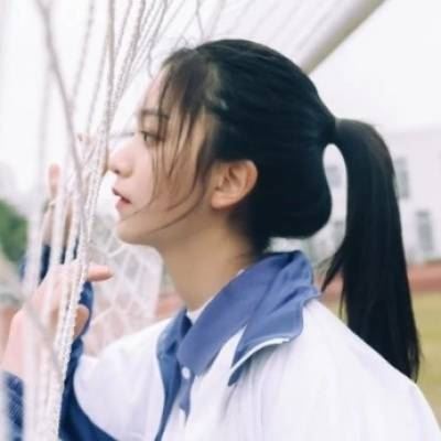 情侣头像学生校服版的一对 校服情侣头像一男一女 校园风