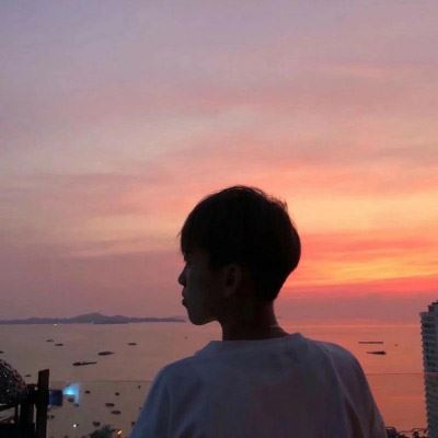 情头单人一人一张图片背影 情头一半一张真人 背影