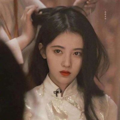 真人女头侧脸高冷 真人女头像侧脸个性