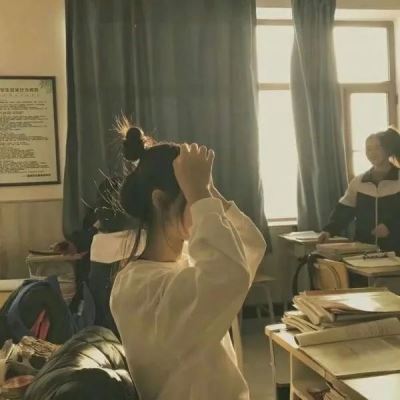 真人女头侧脸高冷 真人女头像侧脸个性