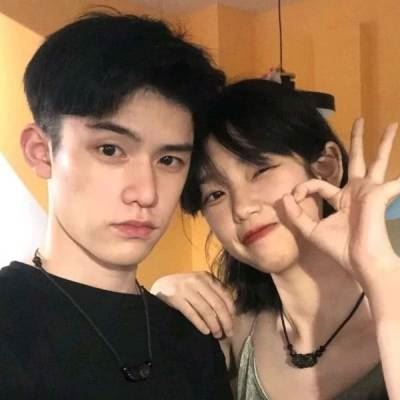 情头超甜超宠溺那种一人一半 超甜的情侣头像一人一半分开