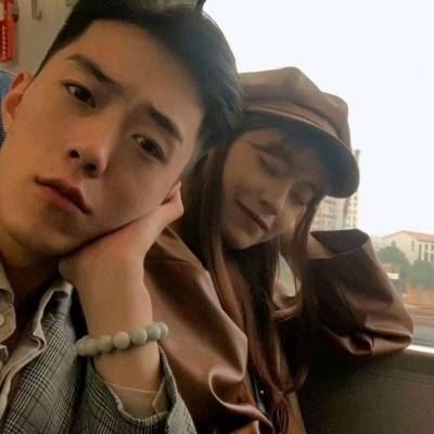 超甜的情头一人一半真人 情头 情侣 真人 个性一人一半