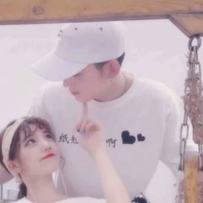 超甜的情头一人一半真人 情头 情侣 真人 个性一人一半