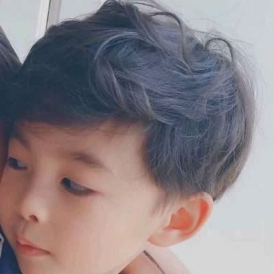 小孩子情侣头像萌萌哒个性一对真人 情侣头像呆萌一对小孩 真人