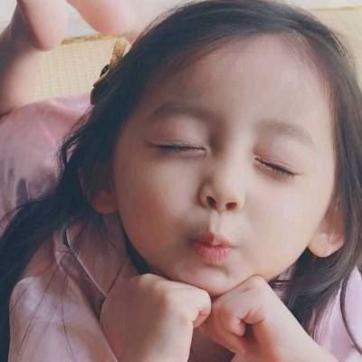小孩子情侣头像萌萌哒个性一对真人 情侣头像呆萌一对小孩 真人