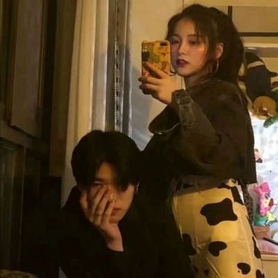 头像图片情侣 双人 一人一半个性 情侣头像一人一张分开图片 个性