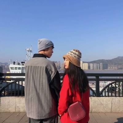 情头 情侣 双人 真人一人一张背影 情头单人一人一张图片背影