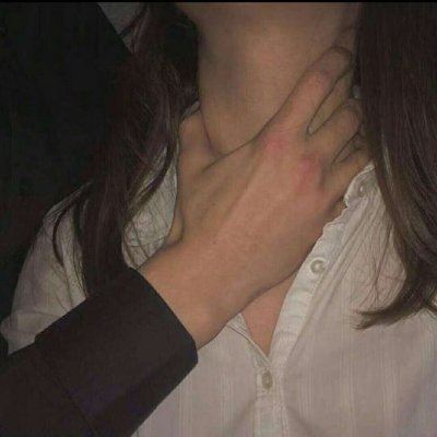 情头污一点的两张分开情侣头像骚气接吻 情头污一点的两张分开情侣头像骚气接吻动漫